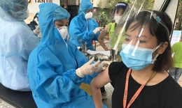 Chiều 11/2: Cả nước đã tiêm gần 185 triệu liều vaccine phòng COVID-19; 53 tỉnh, thành bao phủ mũi 2 trên 90%