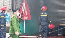 Nghệ An: Một phụ nữ tử vong trong vụ cháy lớn ở quán ăn
