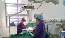 Liên tiếp 5 bệnh nhân bị xoắn tinh hoàn, đến BV muộn không bảo tồn được, chuyên gia khuyến cáo gì?