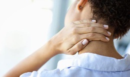 Đau cổ, vùng cổ vai: Nguyên nhân và các giải pháp khắc phục