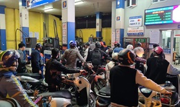 Sốc: Chi 'đậm' quỹ bình ổn nhưng xăng vẫn gần chạm mốc 30.000 đồng/lít