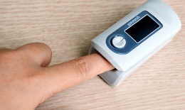 Dùng máy đo SpO2 thế nào cho kết quả chính xác nhất?