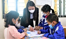 F0 tăng nhanh, học sinh nhiều nơi tạm dừng đến trường