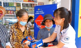 Chuỗi nhà thuốc FPT Long Châu tặng miễn phí 200.000 viên thuốc đặc trị Covid Molnupiravir cho người nghèo