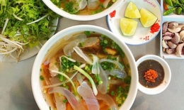 Độc đáo đặc sản bún sứa Nha Trang, ăn là mê