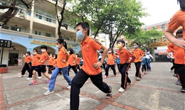 Gần 80% học sinh tiểu học ở Hà Nội quay trở lại trường trong buổi đầu tiên