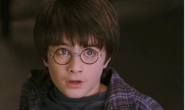 Daniel Radcliffe từng xấu hổ v&#236; những cảnh quay trong phim ‘Harry Potter’