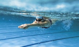 Dinh dưỡng ở vận động viên bơi lội có gì khác biệt?