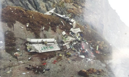 T&#236;m thấy 14 h&#224;nh kh&#225;ch xấu số tr&#234;n m&#225;y bay gặp nạn ở Nepal
