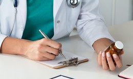 Bộ Y tế: Tăng cường kiểm tra việc thực hiện quy chế kê đơn thuốc điều trị ngoại trú