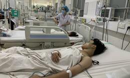 Bệnh viện tuyến cuối ở TP.HCM quá tải bệnh nhân sốt xuất huyết do nhập viện ồ ạt