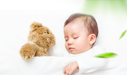 Trẻ sơ sinh ho, sổ mũi, viêm họng khi nằm điều hòa, mẹ nên làm gì?