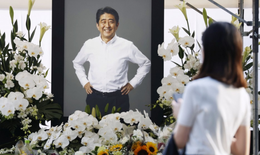 H&#236;nh ảnh lễ viếng cố Thủ tướng Abe tại ch&#249;a Zojoji