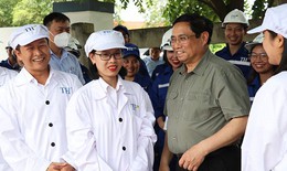 Thủ tướng Phạm Minh Chính thăm và làm việc tại vùng sản xuất nông nghiệp công nghệ cao tỉnh Nghệ An
