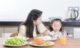 Cách chăm sóc trẻ biếng ăn sau nhiễm COVID-19