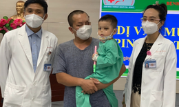 TP.HCM: Bé trai 3 tuổi kẹt pin điện tử trong mũi gây hoại tử