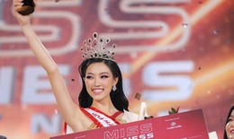 Hoa hậu Thu Thủy phản hồi về clip xôn xao liên quan đến bóng cười