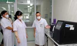 Quyền Bộ trưởng Đào Hồng Lan: 'Rà soát lại ngay vấn đề phụ cấp chống dịch COVID-19, đó là quyền lợi chính đáng của cán bộ y tế'