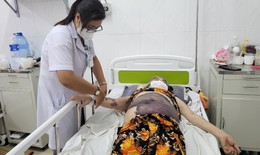 Đắk Lắk: Bệnh viện quá tải bệnh nhân, nguy cơ dịch chồng dịch