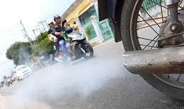 Khí thải xe máy - 'Sát thủ thầm lặng' gây bệnh hô hấp, ung thư