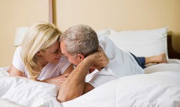 Lời khuyên cho 'chuyện ấy' sau mãn kinh