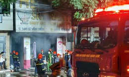 Dập tắt kịp thời vụ cháy cửa hàng mẹ và bé, nhiều người thoát nạn 
