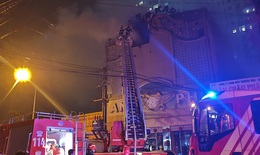 Thoát hiểm khi có cháy: Đừng đi thẳng, hãy khom lưng