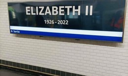 Một ga tàu điện ngầm ở Paris tạm thời được đổi tên để tỏ lòng kính trọng với Nữ hoàng Elizabeth II