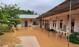 Hơn 300 trường học ở Nghệ An cho học sinh nghỉ học do mưa lớn, ngập sâu
