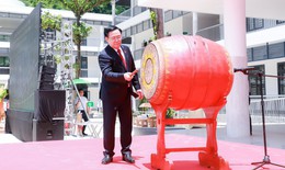 Chủ tịch Quốc hội Vương Đình Huệ dự lễ khai giảng và khánh thành Trường THPT Kỳ Sơn, Nghệ An