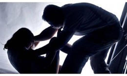 Bé gái 14 tuổi ở Hà Tĩnh nghi bị hiếp dâm ngoài bờ đê
