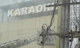 Cháy quán karaoke ở Bình Dương: Chưa tiếp cận được hai phòng VIP nghi còn người