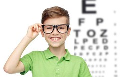 Quan điểm sai lầm về kiểm soát cận thị
