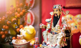 Vì sao ngày vía Thần Tài lại mua vàng, cúng cá lóc?