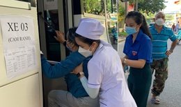 Những chuyến xe 0 đồng chở bệnh nhân nghèo về đón Tết