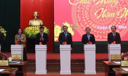 Chủ tịch Quốc hội Vương Đình Huệ nhấn nút khởi công trực tuyến các dự án trọng điểm của tỉnh Quảng Bình