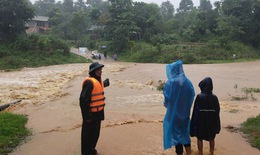 Thủ tướng y&#234;u cầu sơ t&#225;n người d&#226;n ra khỏi v&#249;ng nguy hiểm trước &#225;p thấp nhiệt đới c&#243; thể th&#224;nh b&#227;o