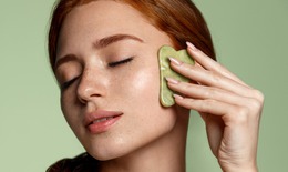 3 lưu &#253; về massage Gua Sha gi&#250;p mặt thon gọn