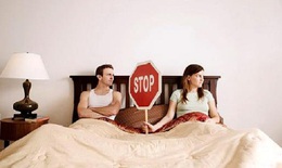 Quan hệ tình dục trong ngày 'đèn đỏ' có lợi ích và rủi ro gì?