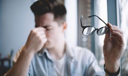 Suy giảm thị lực do đâu và cách điều trị tốt nhất