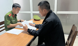 Lừa 500 người mua cổ phần, 2 người đ&#224;n &#244;ng chiếm đoạt gần 40 tỉ đồng
