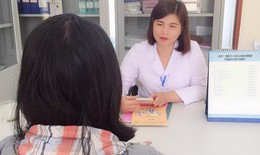 Nữ bác sĩ luôn hết lòng với người nhiễm HIV/AIDS