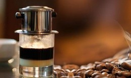 Điều bất ngờ khi uống c&#224; ph&#234; pha phin