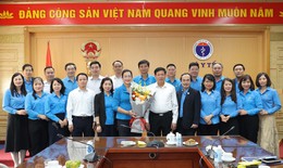 Bộ Y tế gặp mặt đoàn đại biểu ngành y tế dự Đại hội XIII Công đoàn Việt Nam