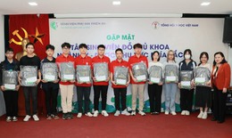 Tôn vinh 62 tân sinh viên thủ khoa của 11 trường đại học y, dược phía Bắc