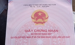 Vì sao hàng nghìn sổ đỏ làm xong đã lâu mà chưa có người đến nhận?