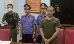 Bắt đối tượng mang tiền án giết người cho vay lãi nặng