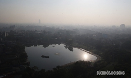 Hà Nội hửng nắng, bầu trời vẫn mịt mù như khung cảnh ở Sa Pa