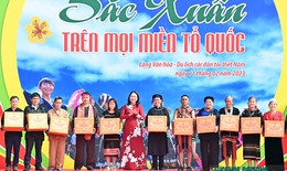 Rộn ràng 'Ngày hội sắc xuân trên mọi miền Tổ quốc'