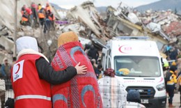 Hội Chữ thập đỏ Việt Nam k&#234;u gọi ủng hộ nh&#226;n d&#226;n Thổ Nhĩ Kỳ v&#224; Syria khắc phục thảm họa động đất